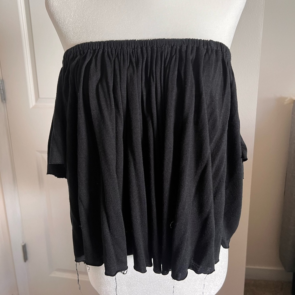 Urban Outfitters, Off the Shoulder top with sleeves, Size M